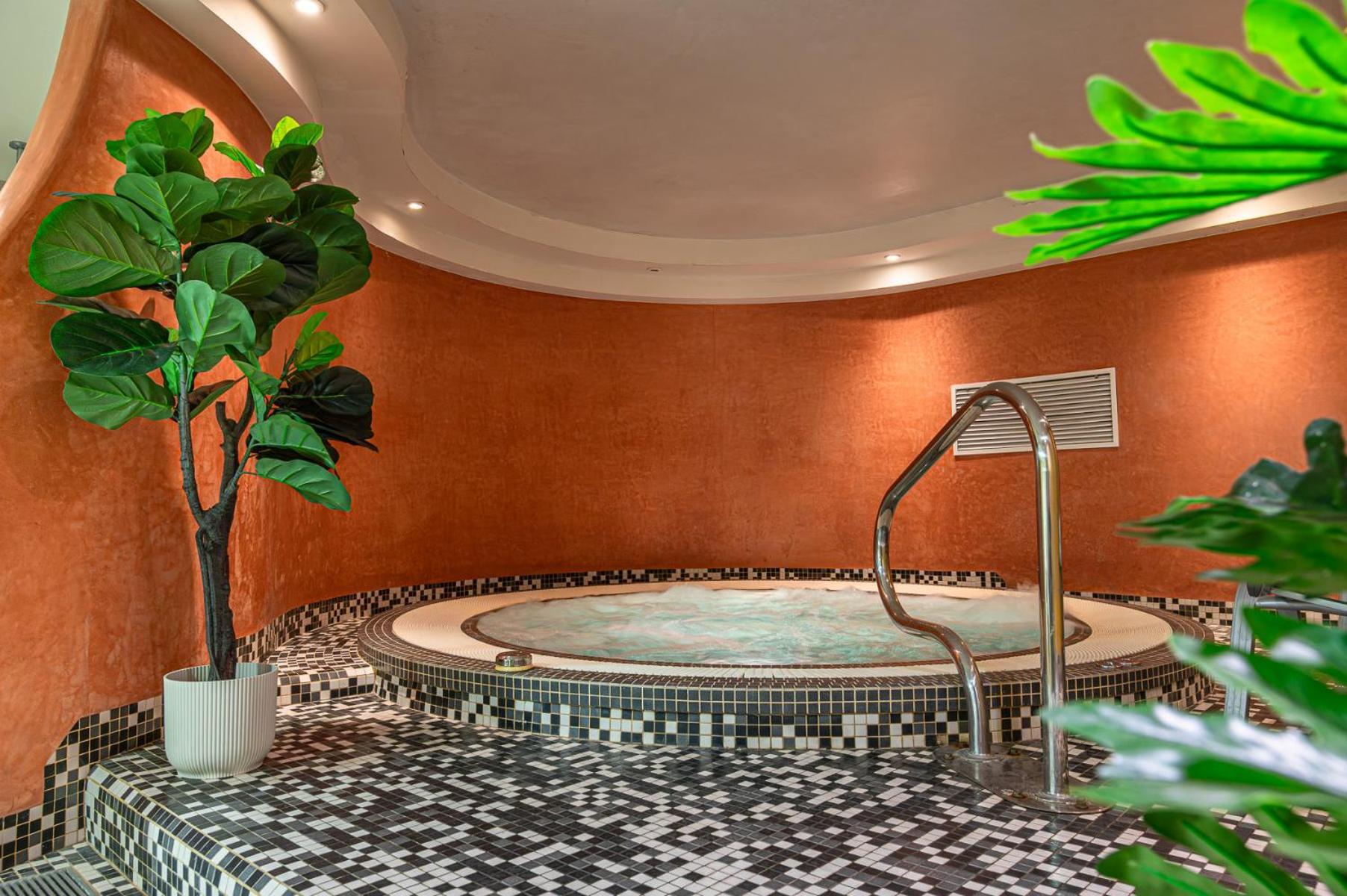 Le Mauritia Hotel Et Spa Pornic Zewnętrze zdjęcie